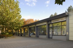 Außenansicht eines Gewerbeobjekts der Erich Thor Wohnungsunternehmen GmbH